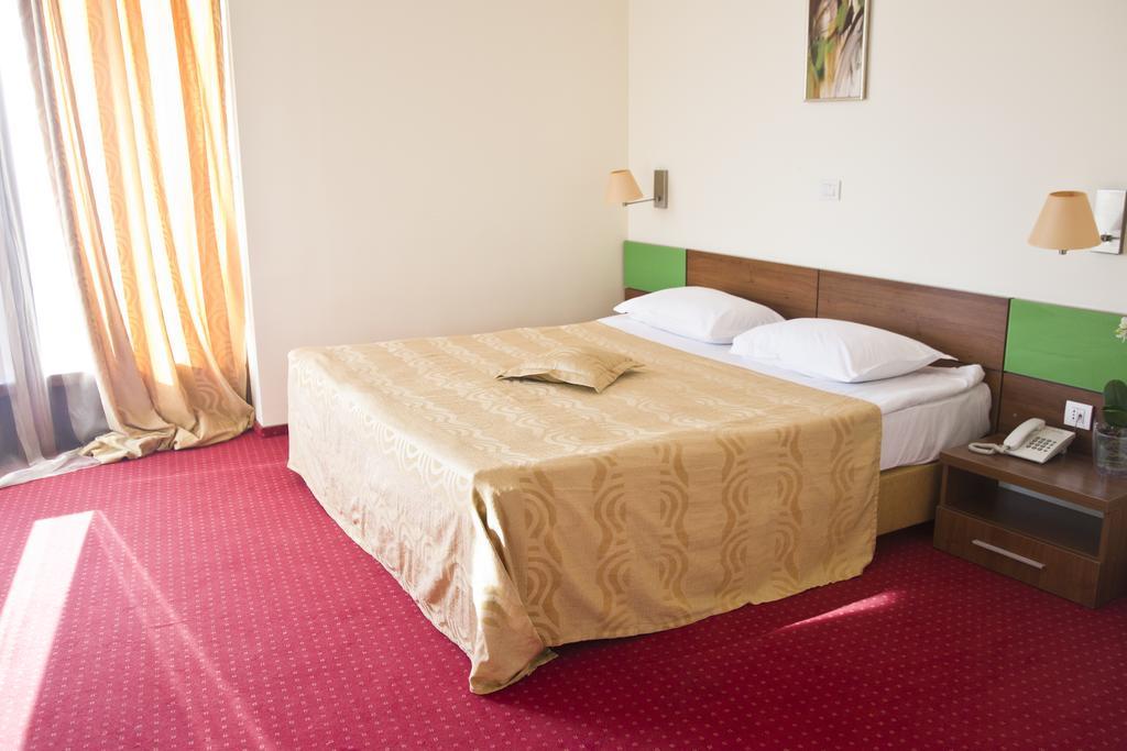 Euro Hotels Gara De Nord Бухарест Екстер'єр фото