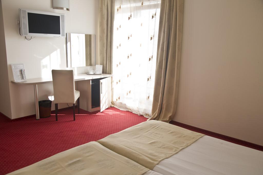 Euro Hotels Gara De Nord Бухарест Екстер'єр фото