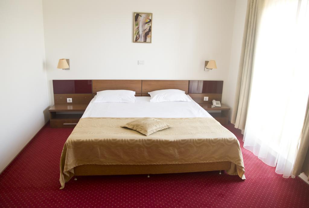 Euro Hotels Gara De Nord Бухарест Екстер'єр фото